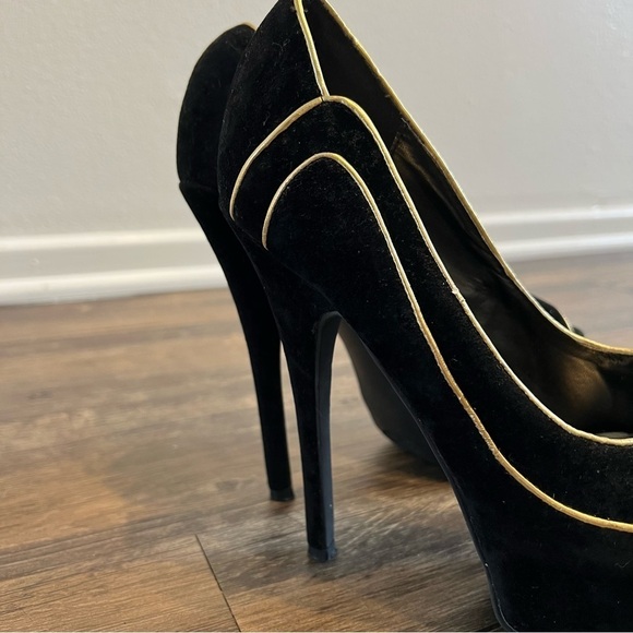 Women Sexy Velvet Black And Gold Open Toed Platform Stilettos Heels. Size 8 - Picture 14 of 16
